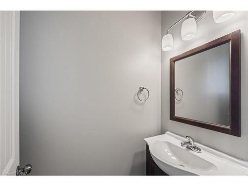 1165 Horizon Drive, Kingston, ON - Indoor Photo Showing Bathroom