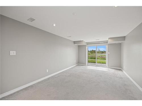 1165 Horizon Drive, Kingston, ON - Indoor Photo Showing Other Room