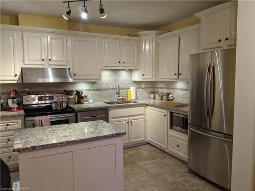 46 Ordnance Street, Kingston, ON - Indoor Photo Showing Kitchen With Upgraded Kitchen