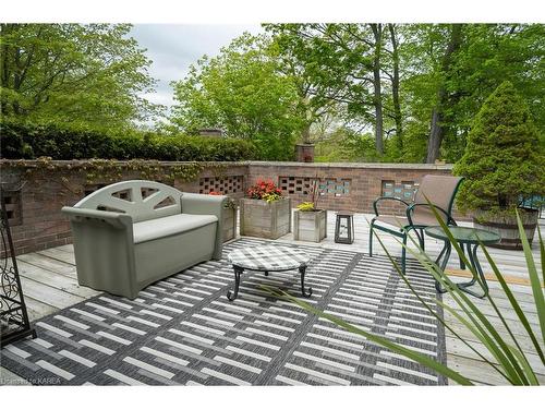 23 Brooklands Park Avenue, Bath, ON - Outdoor With Deck Patio Veranda