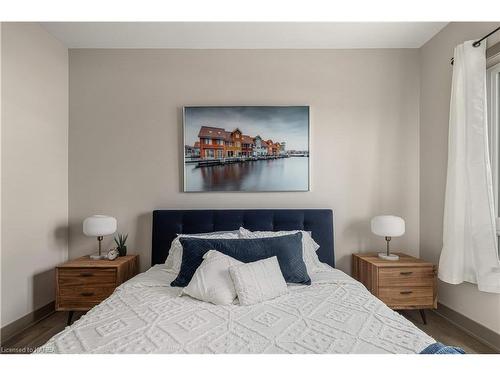 105-820 Gardiners Road, Kingston, ON - Indoor Photo Showing Bedroom