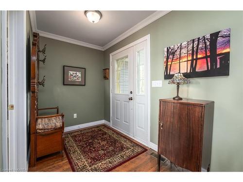 14 Sunset Lane, Napanee, ON - Indoor Photo Showing Other Room