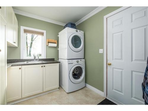 14 Sunset Lane, Napanee, ON - Indoor Photo Showing Laundry Room