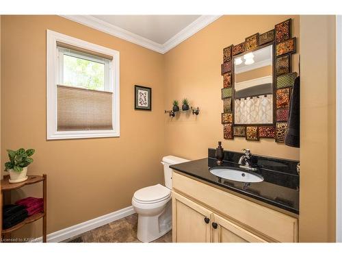 14 Sunset Lane, Napanee, ON - Indoor Photo Showing Bathroom