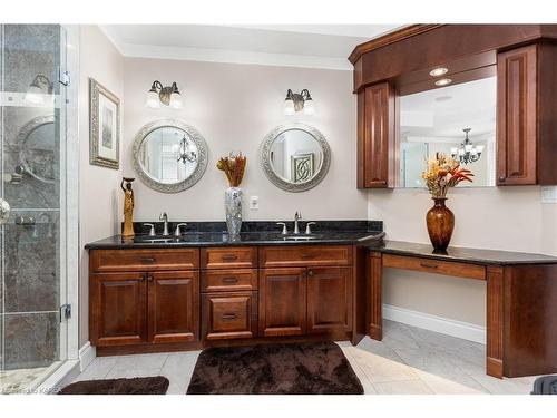 1219 Lisbon Place, Kingston, ON - Indoor Photo Showing Bathroom