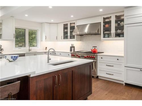 23 Milton Avenue, Kingston, ON - Indoor Photo Showing Kitchen With Upgraded Kitchen