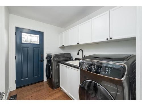 23 Milton Avenue, Kingston, ON - Indoor Photo Showing Laundry Room