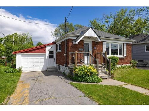 849 Victoria Street, Kingston, ON - Outdoor With Facade