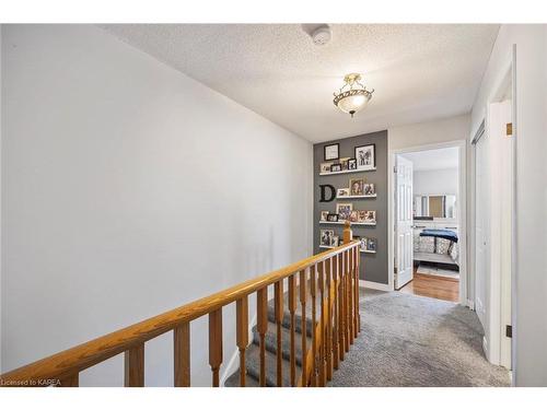 798 Davis Drive, Kingston, ON - Indoor Photo Showing Other Room