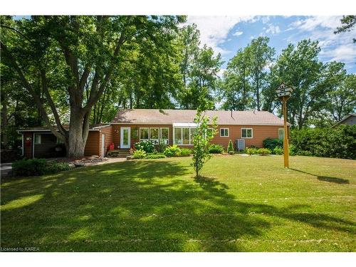 26 Sunset Lane, Napanee, ON - Outdoor