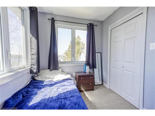 3 Sharmans Lane, Kingston, ON - Indoor Photo Showing Bedroom