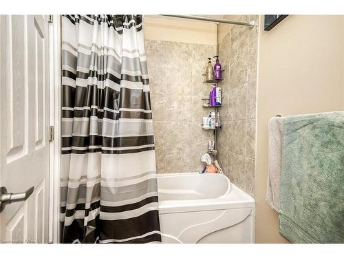 3 Sharmans Lane, Kingston, ON - Indoor Photo Showing Bathroom