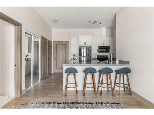 623-820 Gardiners Road, Kingston, ON - Indoor Photo Showing Kitchen