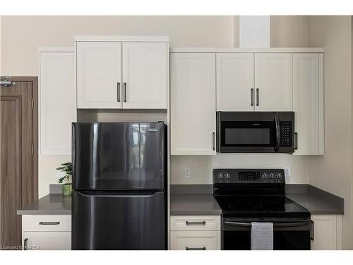 623-820 Gardiners Road, Kingston, ON - Indoor Photo Showing Kitchen With Stainless Steel Kitchen