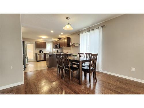 1494 Birchwood Drive, Kingston, ON - Indoor Photo Showing Dining Room