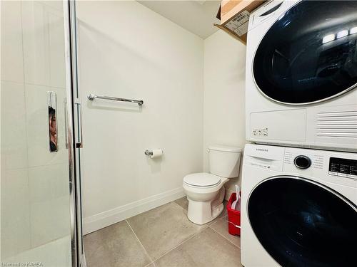 1011-652 Princess Street, Kingston, ON - Indoor Photo Showing Laundry Room