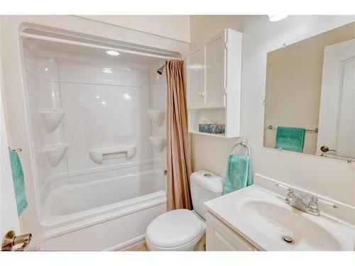 710 Sunset Shores Lane, Tichborne, ON - Indoor Photo Showing Bathroom