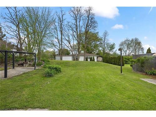 5567 Bath Road, Millhaven, ON - Outdoor