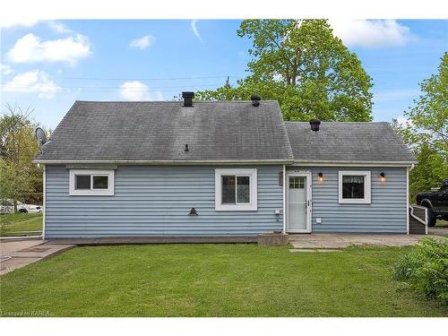 5567 Bath Road, Millhaven, ON - Outdoor