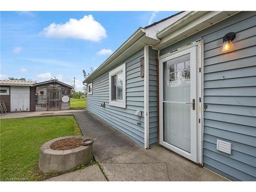 5567 Bath Road, Millhaven, ON - Outdoor