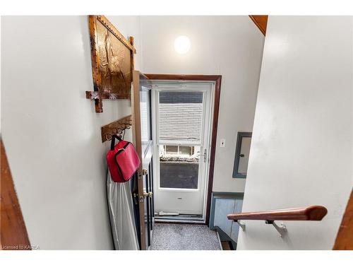 956 Portsmouth Avenue, Kingston, ON - Indoor Photo Showing Other Room
