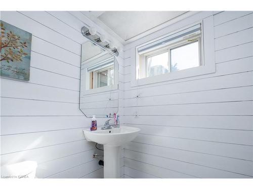 217 Clipper Court, Kingston, ON -  Photo Showing Bathroom