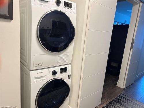 217-652 Princess St Street, Kingston, ON - Indoor Photo Showing Laundry Room