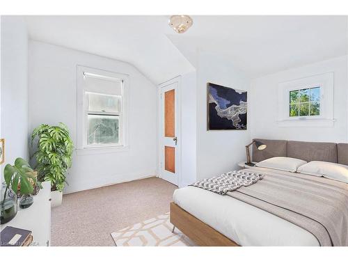 493 College Street, Kingston, ON - Indoor Photo Showing Bedroom