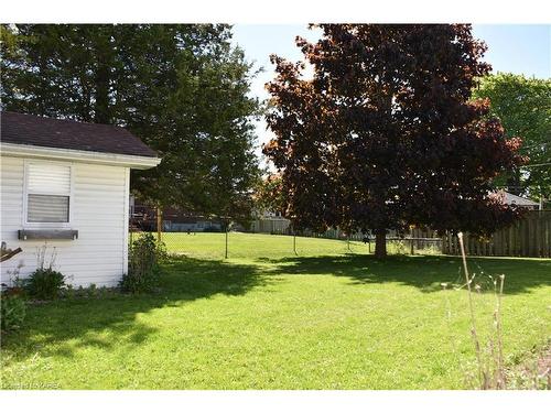 908 Percy Crescent, Kingston, ON - Indoor Photo Showing Garage