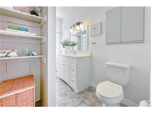 36 Lower Union Street, Kingston, ON - Indoor Photo Showing Bathroom
