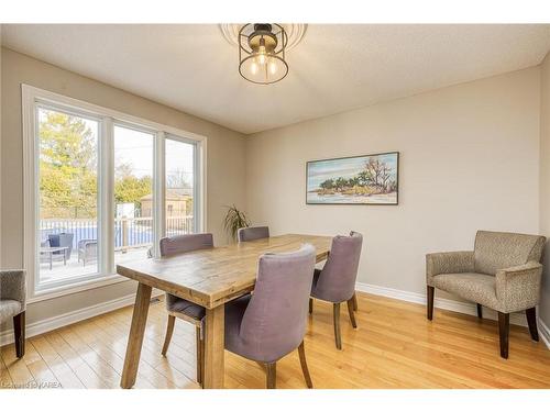 536 Forest Hill Drive E, Kingston, ON - Indoor Photo Showing Dining Room