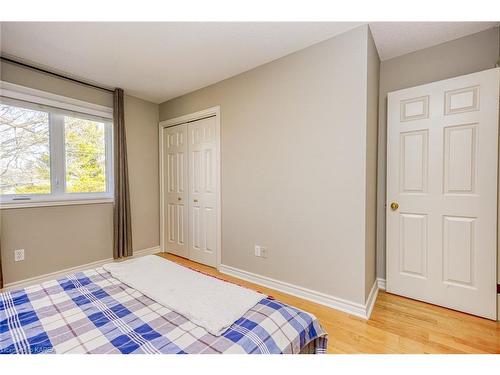 536 Forest Hill Drive E, Kingston, ON - Indoor Photo Showing Bedroom
