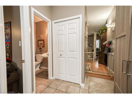 1368 Thornwood Crescent, Kingston, ON - Indoor Photo Showing Other Room