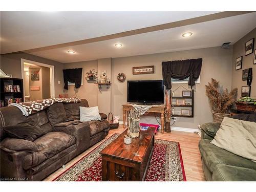 1368 Thornwood Crescent, Kingston, ON - Indoor