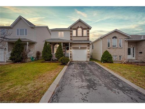 1368 Thornwood Crescent, Kingston, ON - Outdoor With Facade