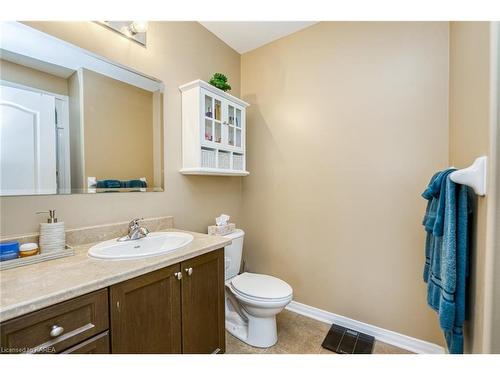 1573 Crimson Crescent, Kingston, ON - Indoor Photo Showing Bathroom