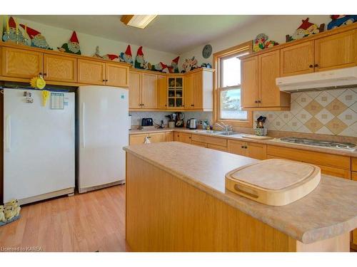 1329 Eden Grove Road, Lansdowne, ON - Indoor Photo Showing Kitchen With Double Sink