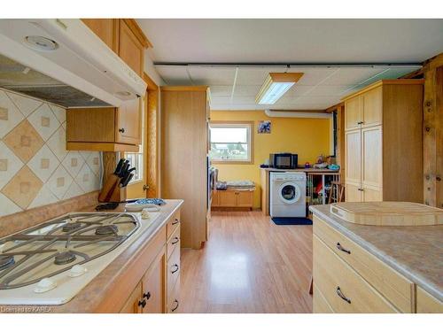 1329 Eden Grove Road, Lansdowne, ON - Indoor Photo Showing Laundry Room