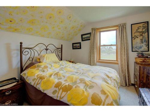 1329 Eden Grove Road, Lansdowne, ON - Indoor Photo Showing Bedroom