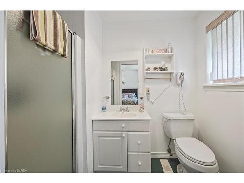 73 Main Street, Deseronto, ON - Indoor Photo Showing Bathroom