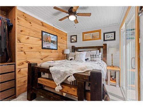 465 Limerick Lk S N Road, Limerick, ON - Indoor Photo Showing Bedroom