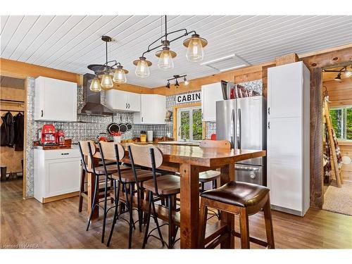 465 Limerick Lk S N Road, Limerick, ON - Indoor Photo Showing Dining Room