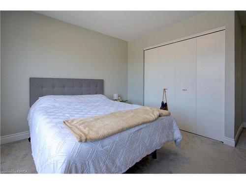 801 Danbury Road, Kingston, ON - Indoor Photo Showing Bedroom