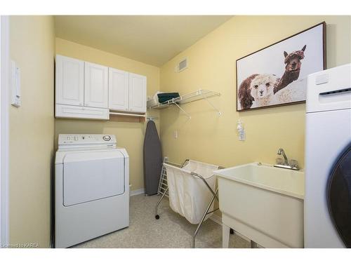 708 Palace Road, Napanee, ON - Indoor Photo Showing Laundry Room