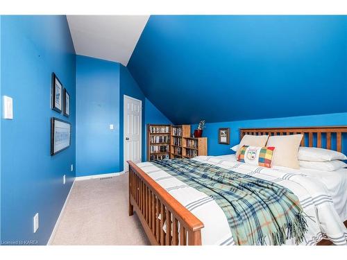 708 Palace Road, Napanee, ON - Indoor Photo Showing Bedroom