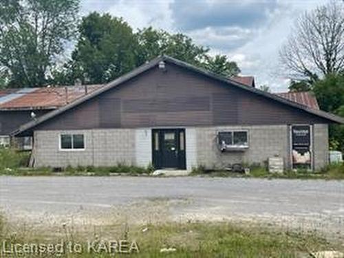 1811 Pine Grove Road, Napanee, ON 