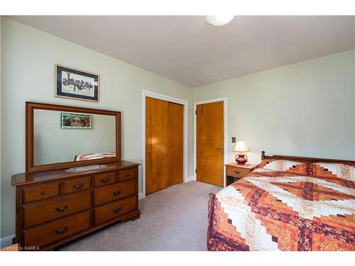1086 Highway 2, Kingston, ON - Indoor Photo Showing Bedroom