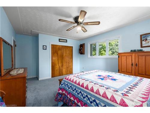 1086 Highway 2, Kingston, ON - Indoor Photo Showing Bedroom