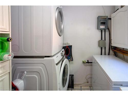 3340 Loughborough Drive, Kingston, ON - Indoor Photo Showing Laundry Room