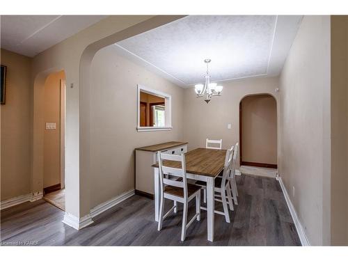 310 Arrowhead Place, Kingston, ON - Indoor Photo Showing Dining Room